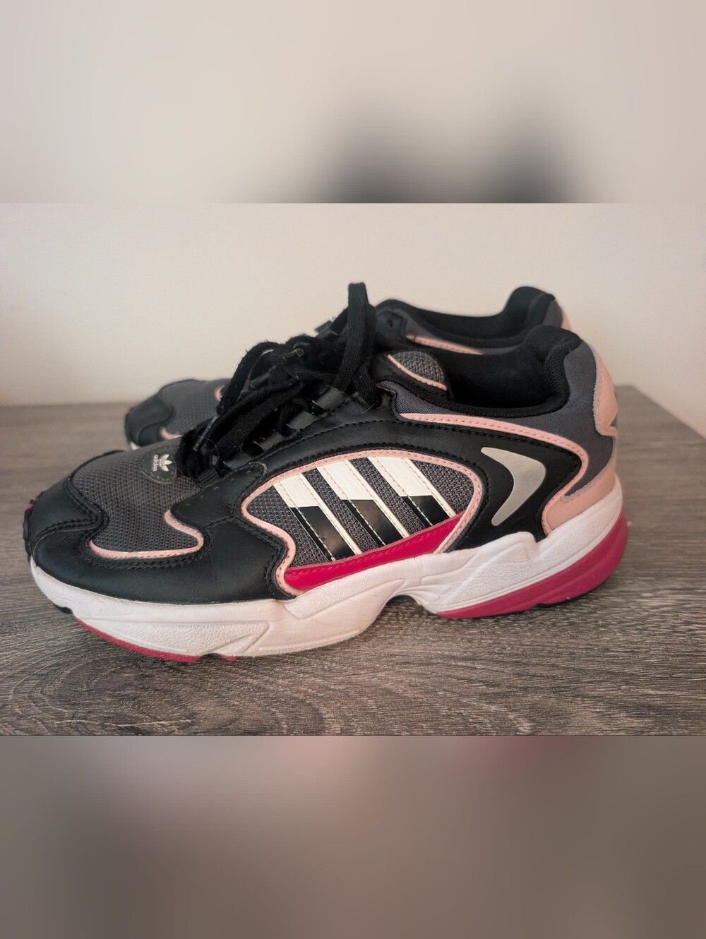 Adidas Falcon 2000 Black/Pink Spirit Size 7